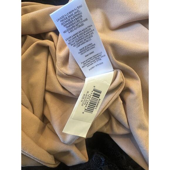 Dress the Population Audrey 3D Embroidered Fit & Flare Dress Women's Size Medium - Picture 13 of 16